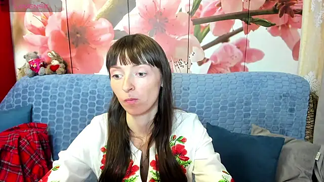 TayanaJons webcam