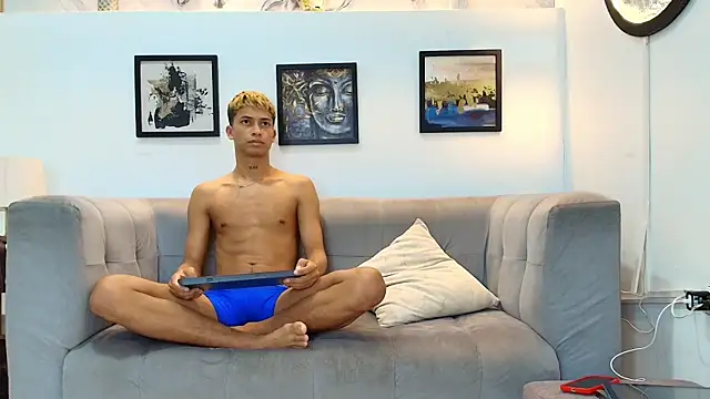 GOLD_BOYS