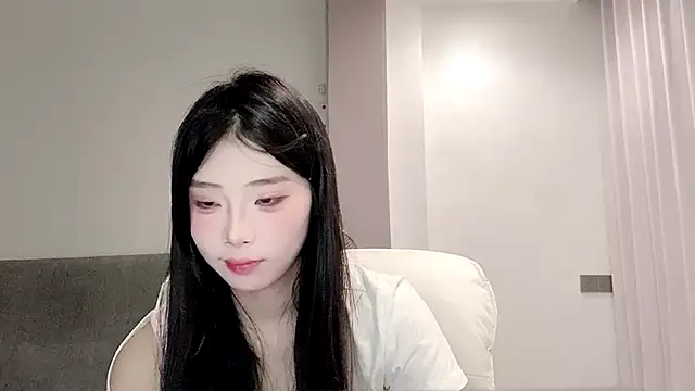 yiyibaby2026 webcam