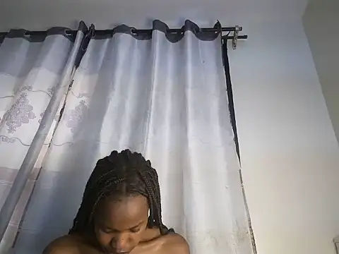 Tiara_tr webcam