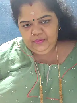 tamilthanushri webcam