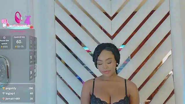 Lola_King webcam