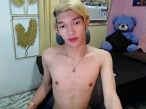 urasian_john18 webcam