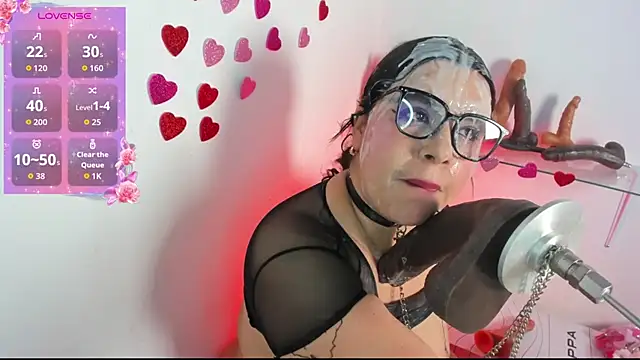 Alanna-sloppy webcam
