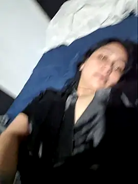 Eveelync25_ webcam