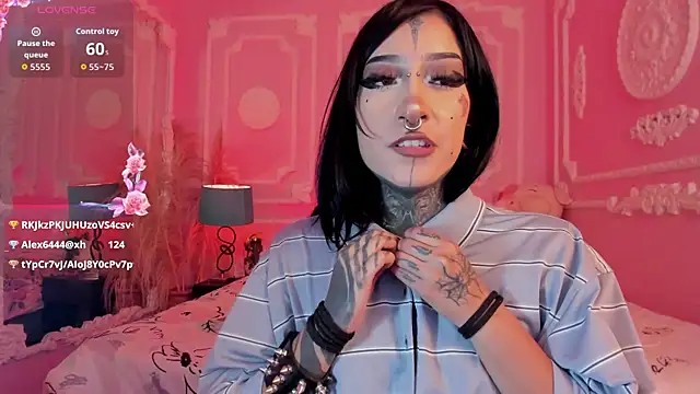 Kat_VonDe webcam