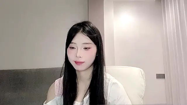 yiyibaby2026 webcam