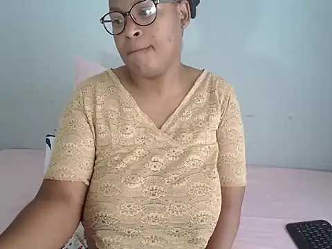 CandyYumsAerolaXX webcam