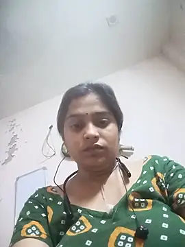 Trisha_71 webcam