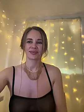 LucieMack webcam