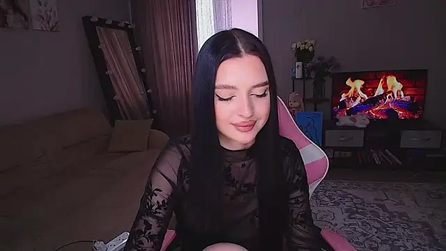 online nude webcam YoursLina