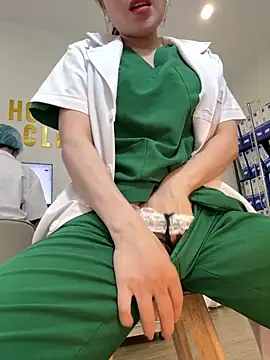 porno chatroom Saori Maeda