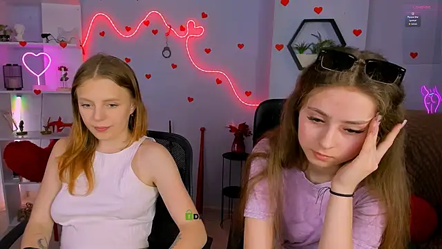 rebecca_smile webcam