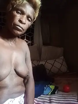 Naughtygrany webcam