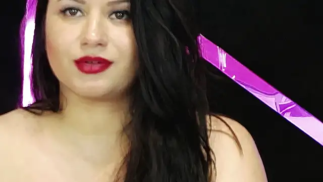 EssenaMonroe webcam