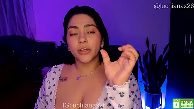 lucy26_ webcam