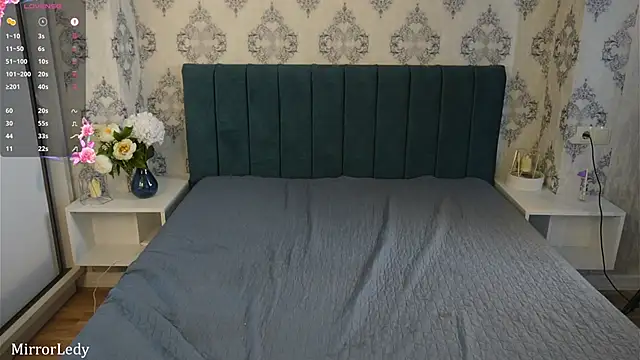 LilyannRosse webcam