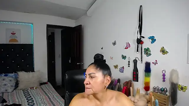 mature_bigboobs10 webcam