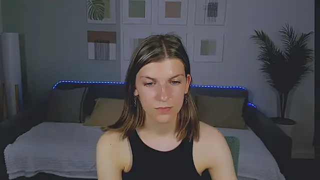 AnnaThorne webcam