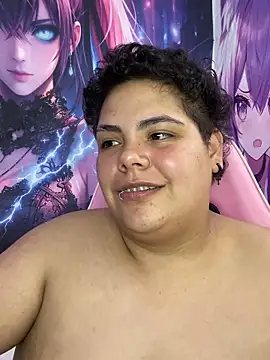 Hailey_Curvy webcam