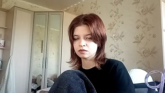 LowkeyIndigo webcam