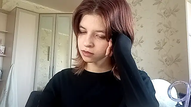 LowkeyIndigo webcam