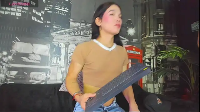 CloeRodriguez webcam