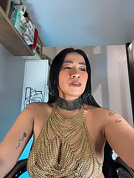 AsianMilfSheryl webcam