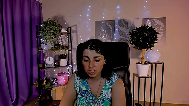 MartaEdams webcam