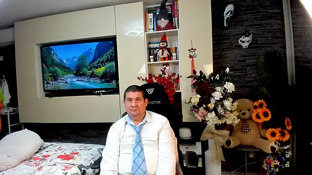 SpartacusDaddy48 webcam