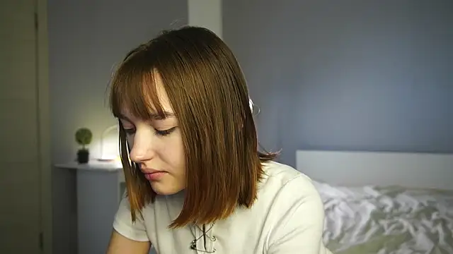 Leyla_crsh webcam