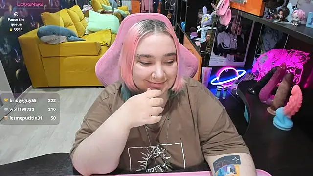 Softie_Sofy webcam