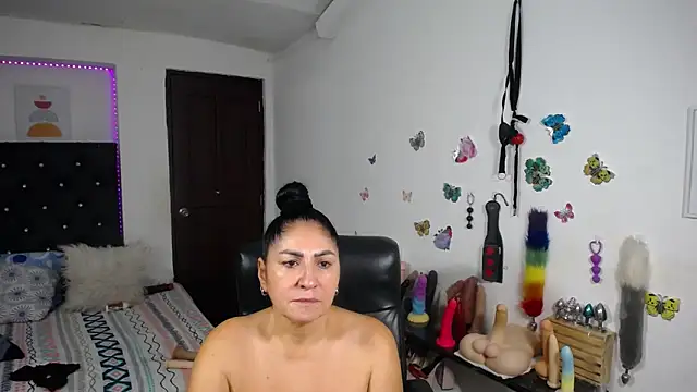 mature_bigboobs10 webcam