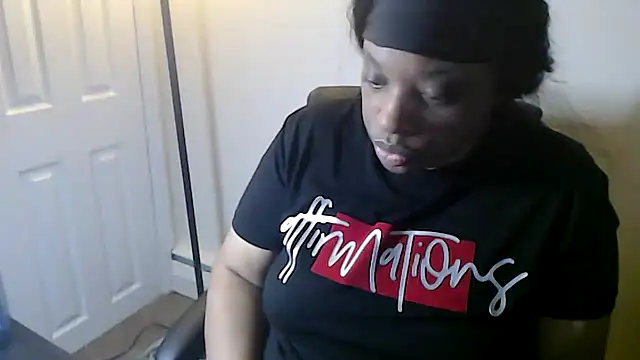 Sexymona1218 webcam
