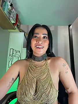 AsianMilfSheryl webcam