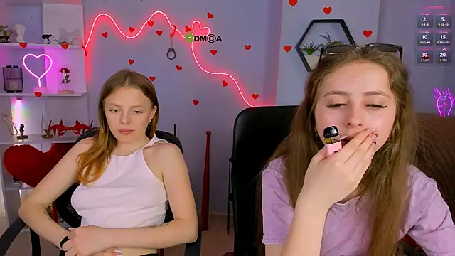rebecca_smile webcam