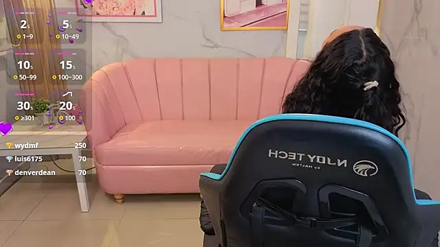 bella_vibess_s webcam
