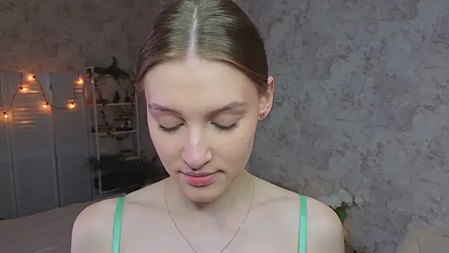 LianneBynon webcam
