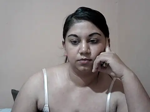 bellachow10 webcam