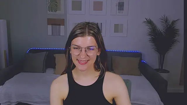 AnnaThorne webcam