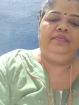 tamilthanushri webcam