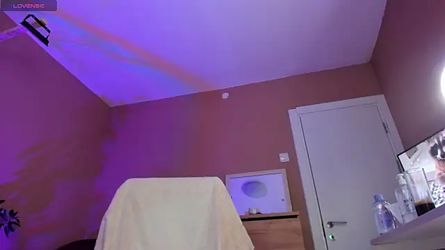 KaylaLaine webcam