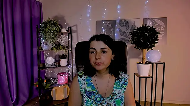 MartaEdams webcam