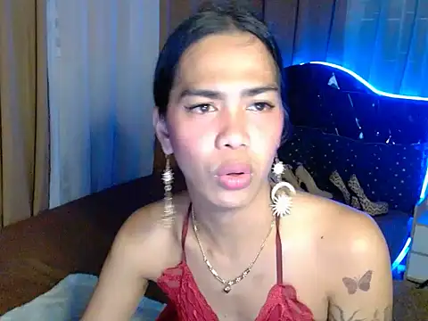 AsianGoddess18 webcam