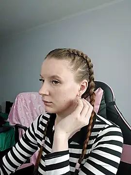 Mary_Blu webcam