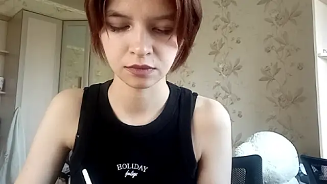 LowkeyIndigo webcam