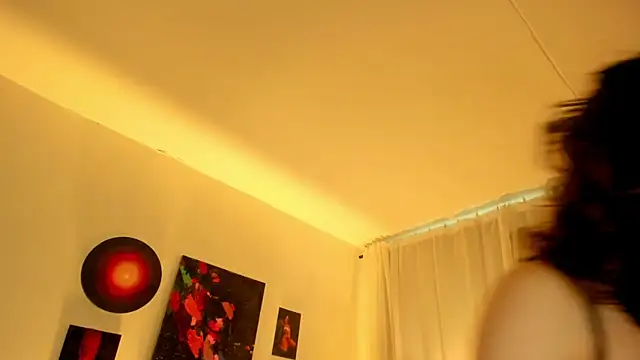 lit_asella webcam