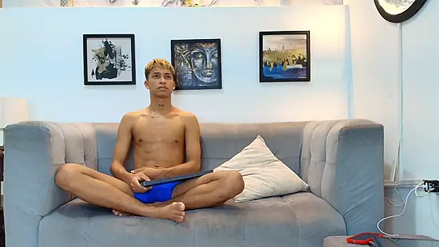 GOLD_BOYS webcam