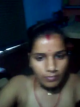 Raveena0990