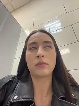 Holly_Play